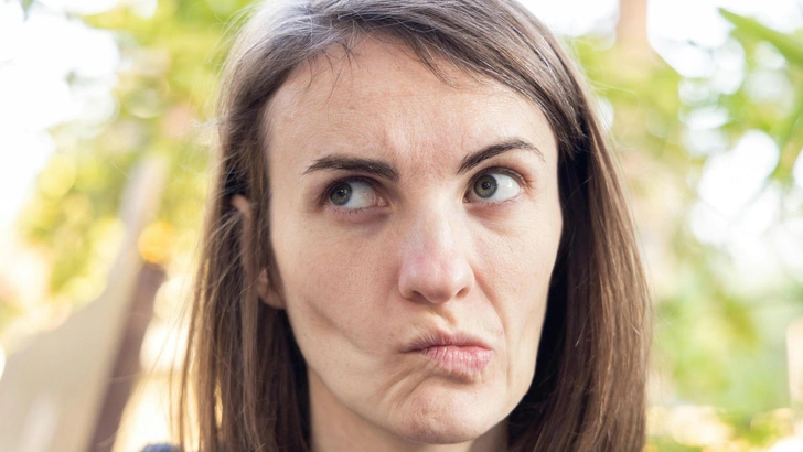 «Зачем он шлет дикпики?»: почему мужчины отправляют непрошеные нюдсы