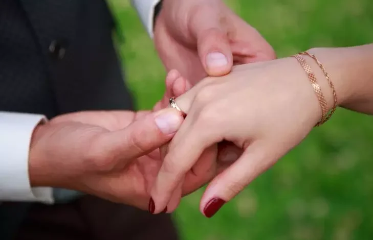 3 признака, что мужчина готовится сделать возлюбленной предложение