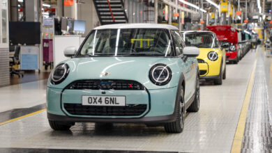 Mini решила отложить старт производства Cooper EV и Aceman на заводе в Англии