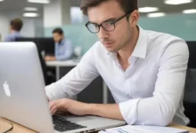 Трудоголизм как Щит: Почему Работа Становится Убежищем от Тревоги