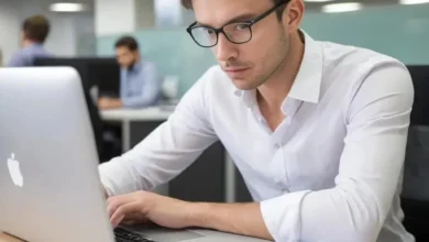 Трудоголизм как Щит: Почему Работа Становится Убежищем от Тревоги